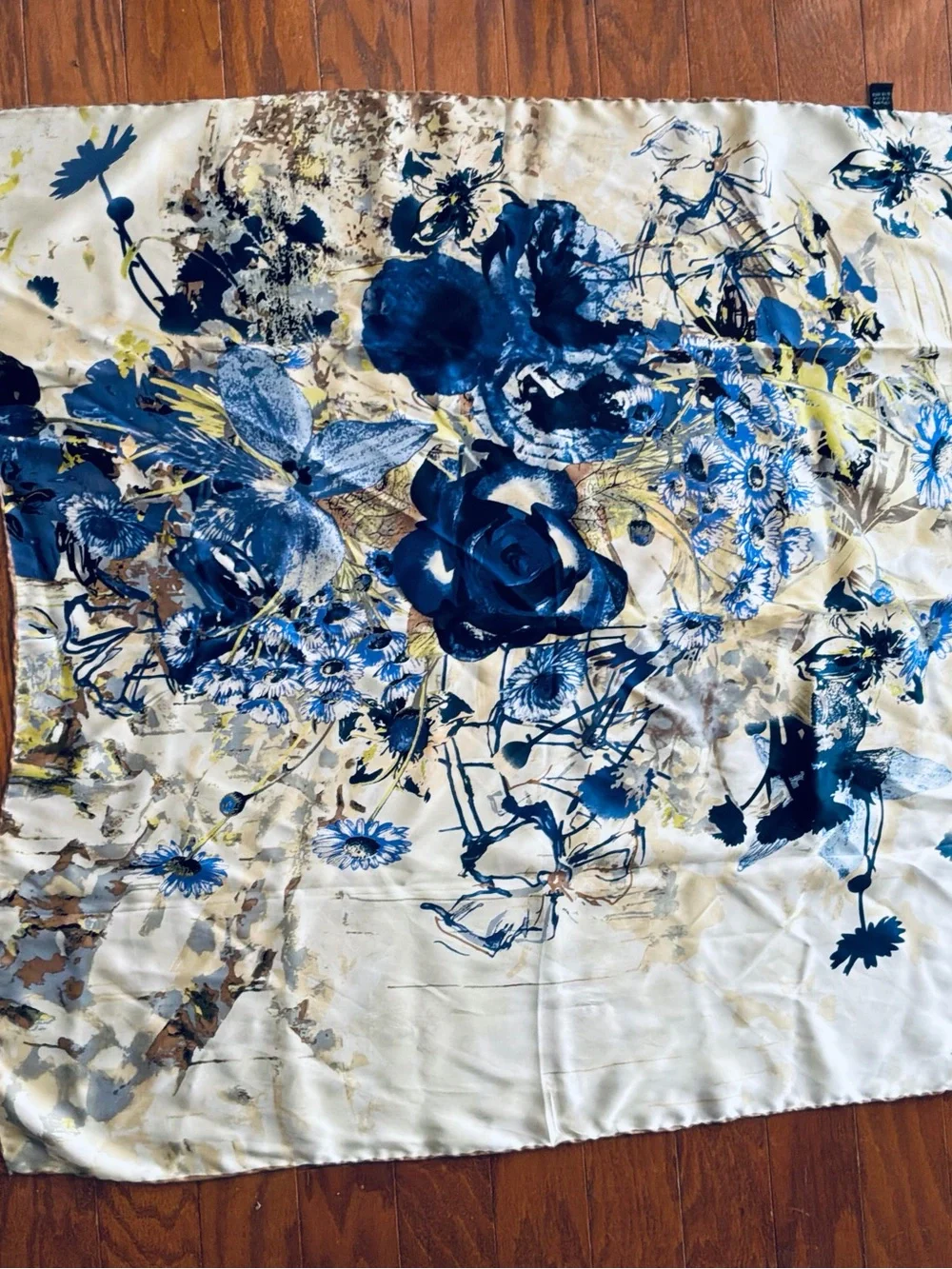 ANNE DE SEVIL PARIS….silk scarf